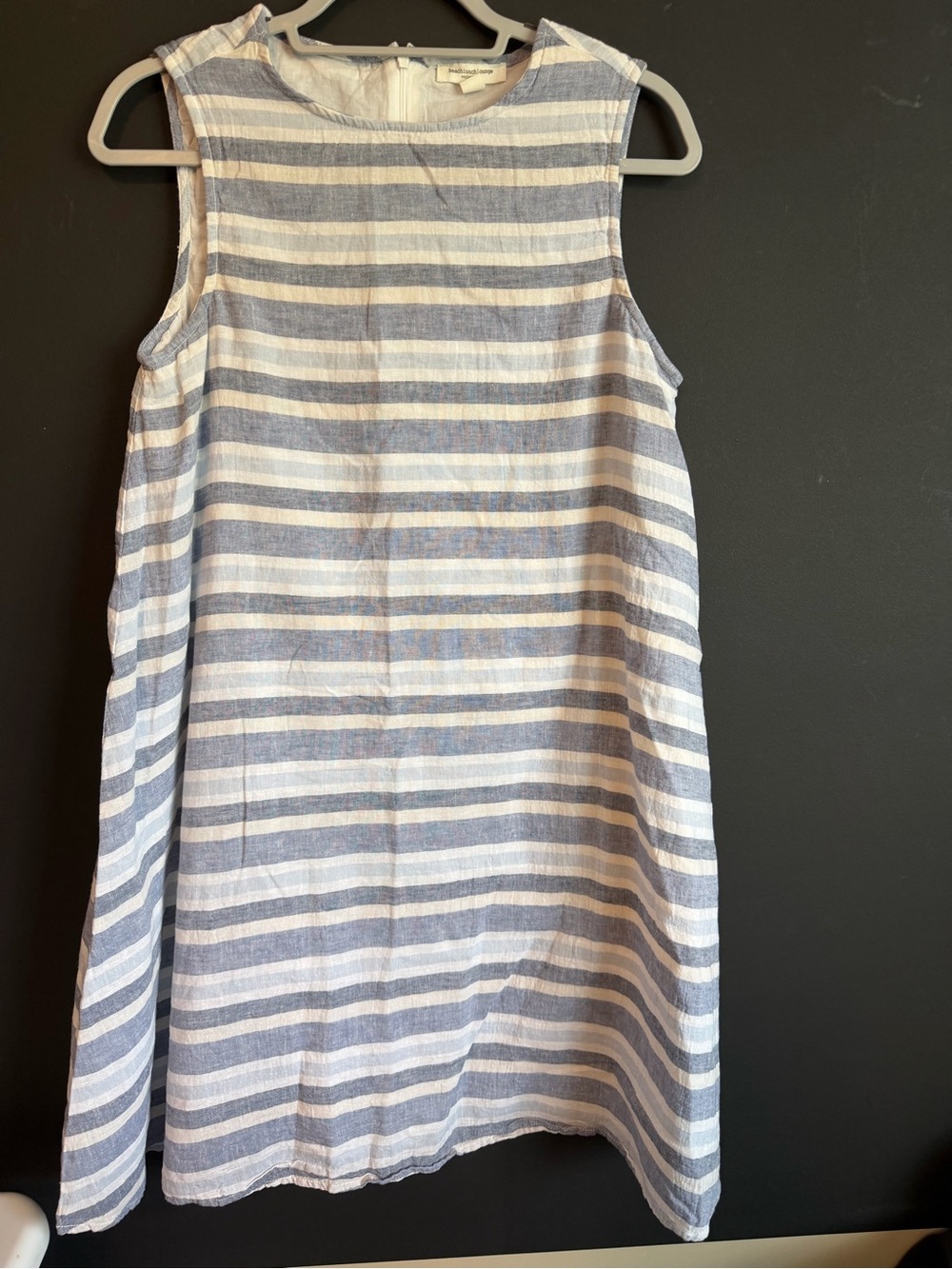 Beach Lunch Lounge Dress. Size Medium